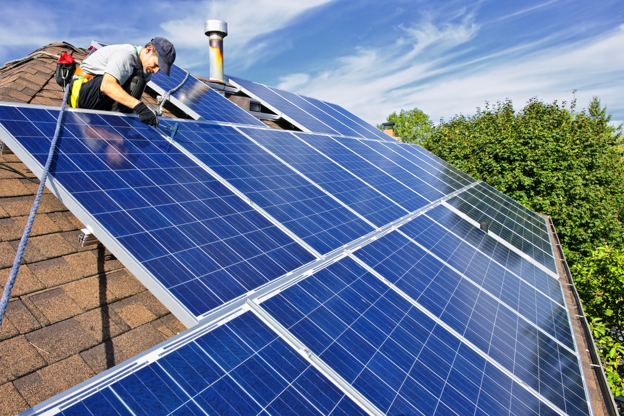 What to Know Before Installing Solar Panels on Roof