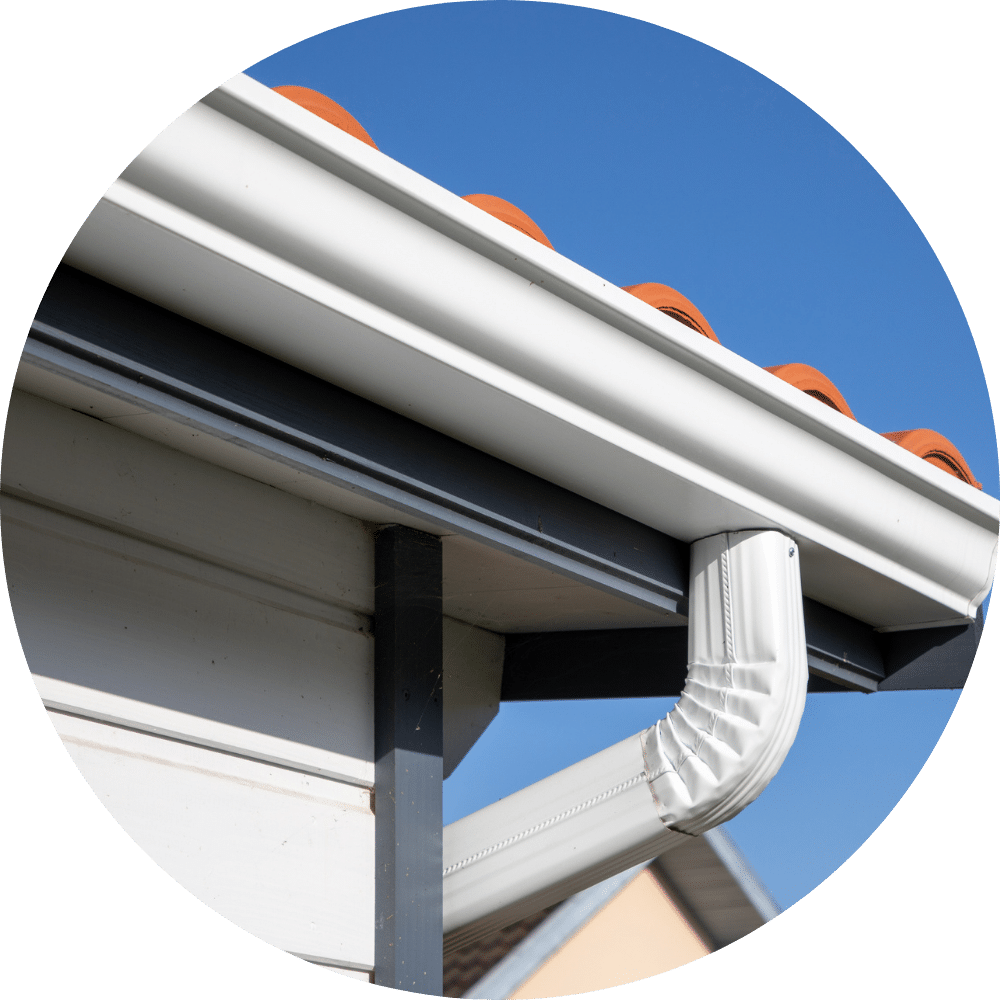 aluminum-gutters-installed-on-charlotte-home